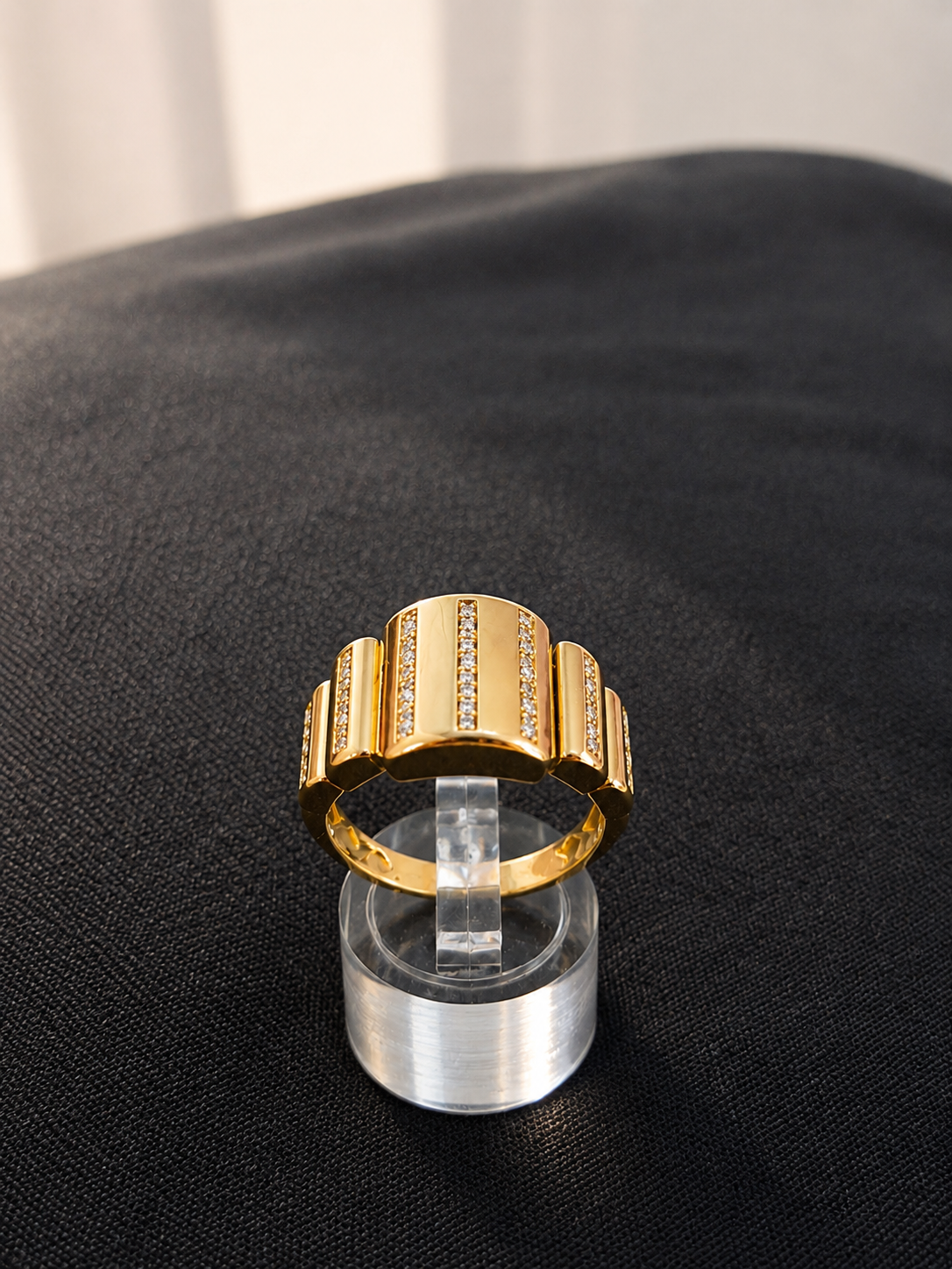 Anillo con circornia